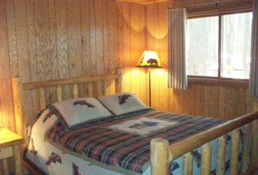 Large Cabin 23